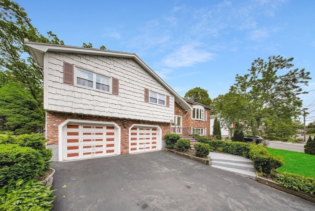 25 Gloversbrook Rd