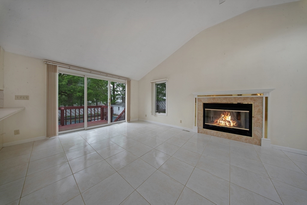 25 Gloversbrook Rd