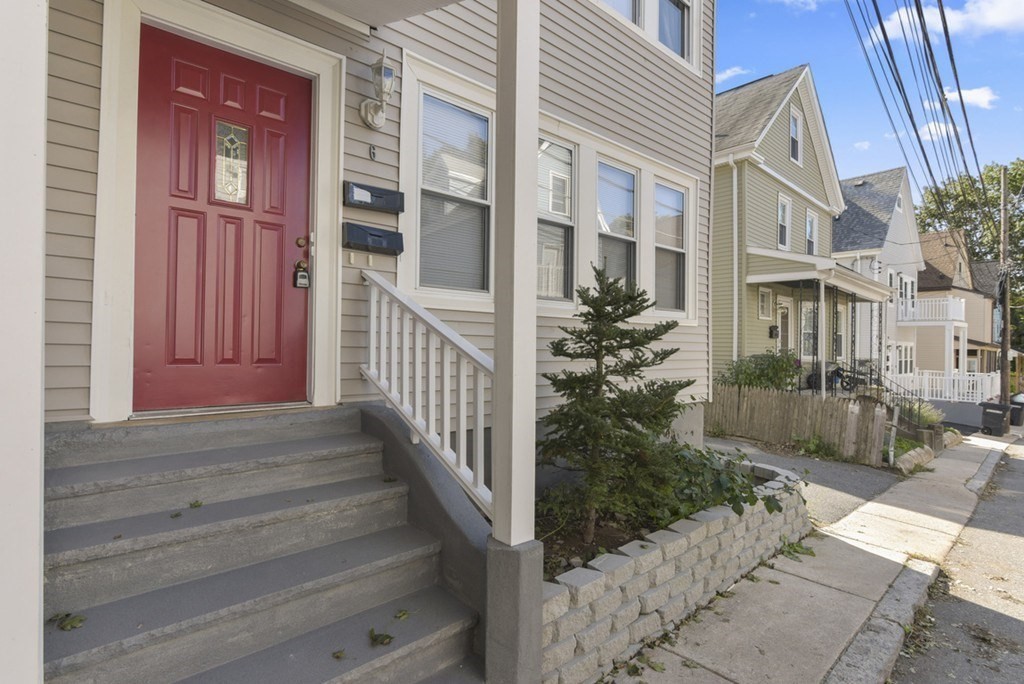 6 Wilson Ave # 1