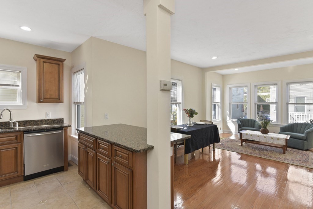 6 Wilson Ave # 1
