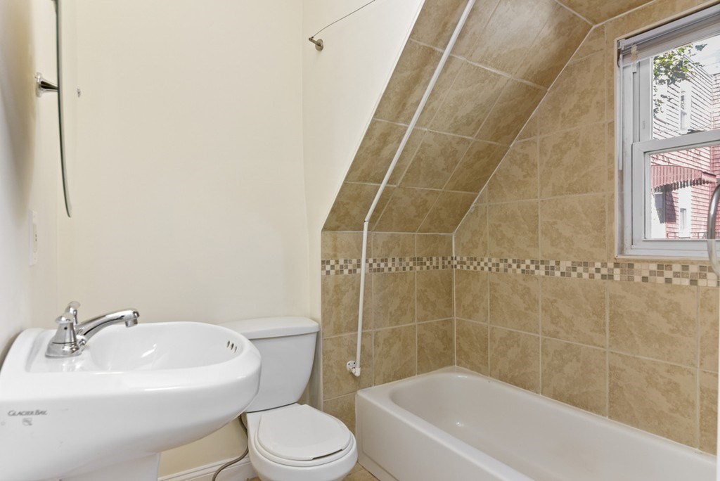 6 Wilson Ave # 1