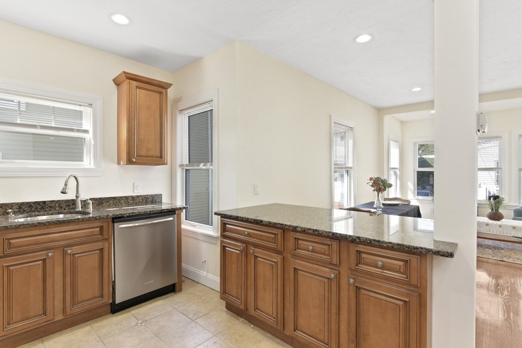 6 Wilson Ave # 1