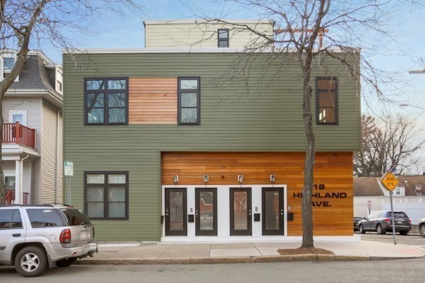 18 Highland Ave # 2