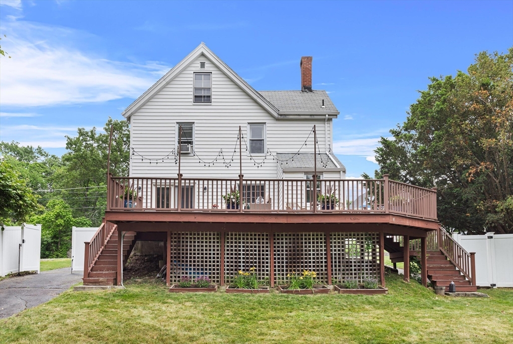 38 Myrtle St