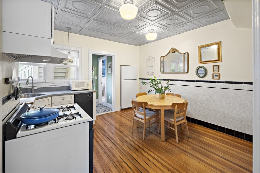111 Bartlett Street # 1