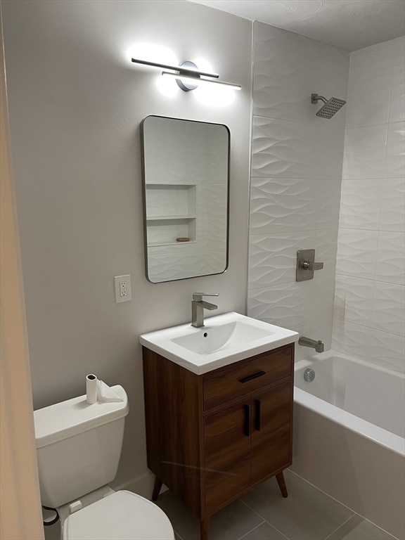469 Medford Street # 2