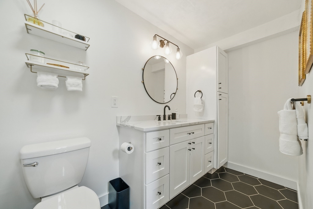 14 Turning Mill Lane # 14