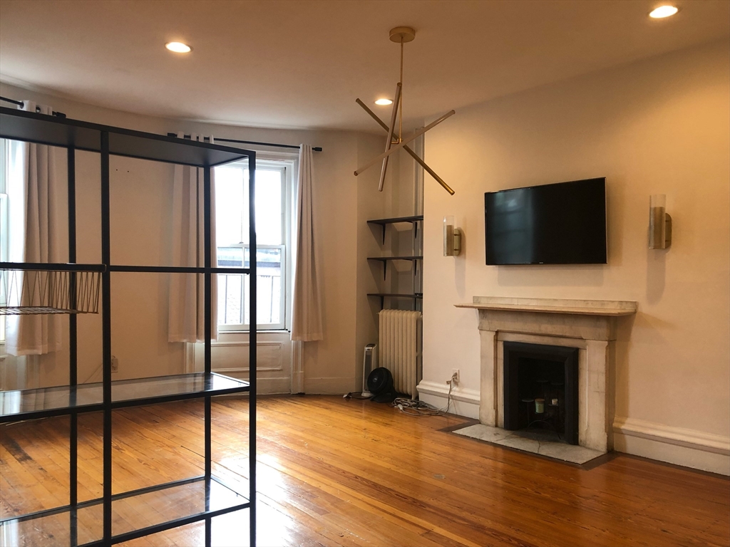 195 Beacon Street # 8