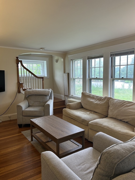 227 Elm St