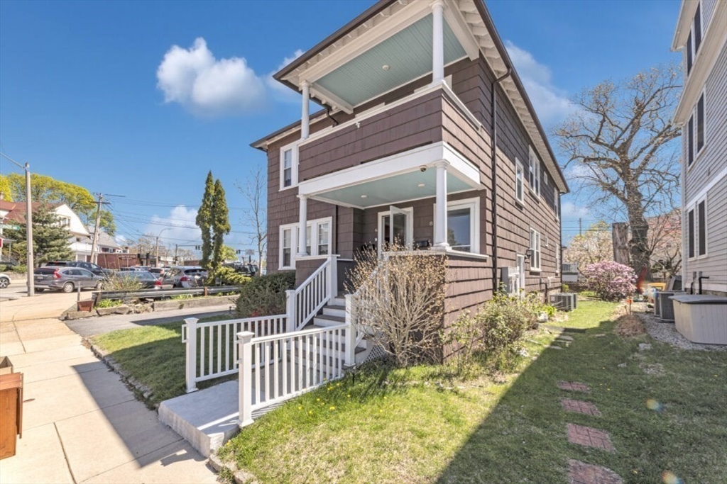 8 Newburg St # 8