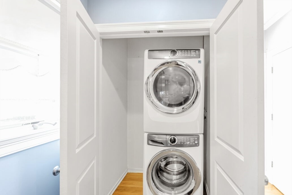 8 Newburg St # 8