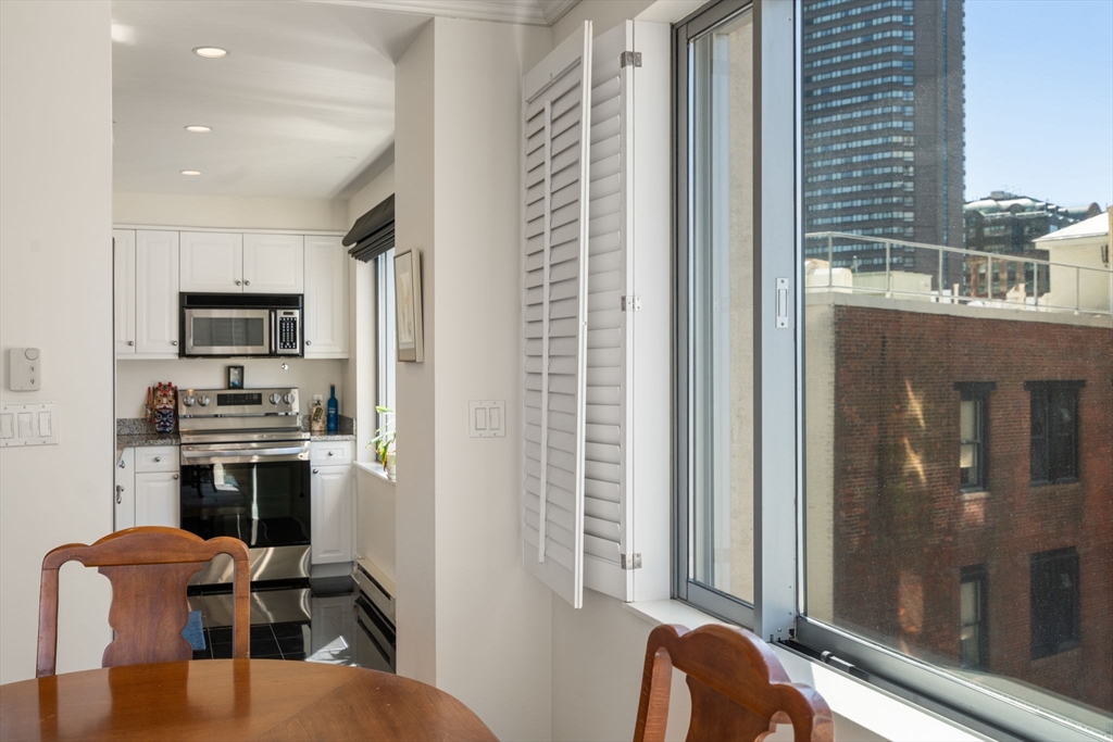 1 Huntington Ave # 807
