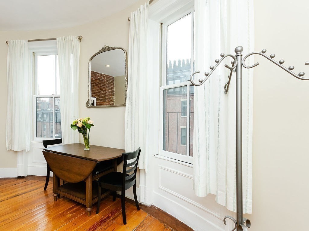 195 Beacon # 8