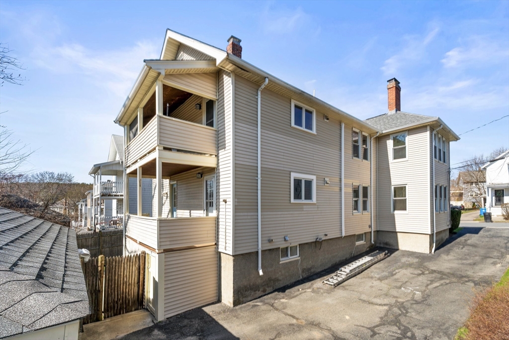 18-20 Holden Road # 18