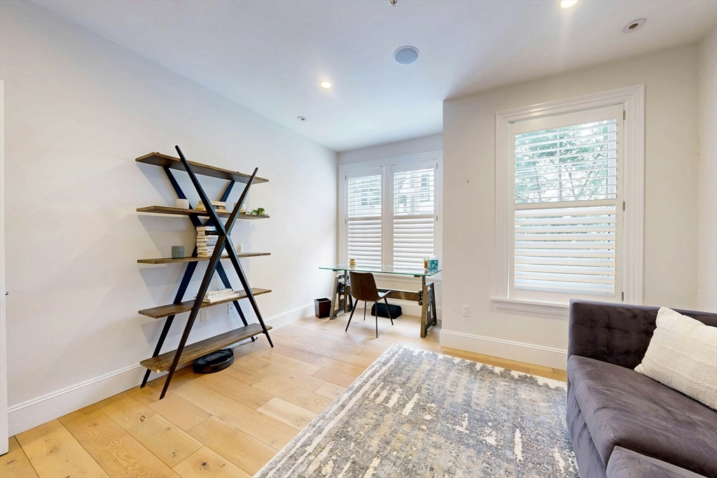 154 West 8th Street Unit: 5-S