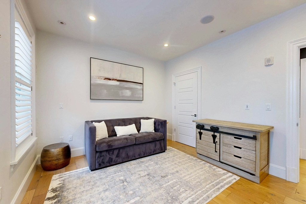 154 West 8th Street Unit: 5-S