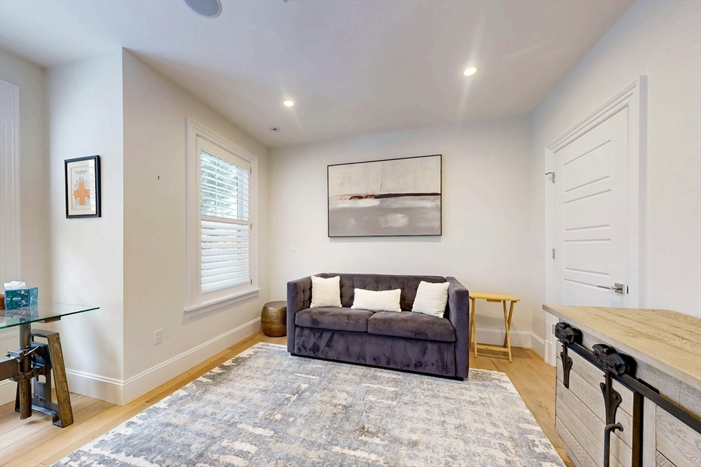 154 West 8th Street Unit: 5-S