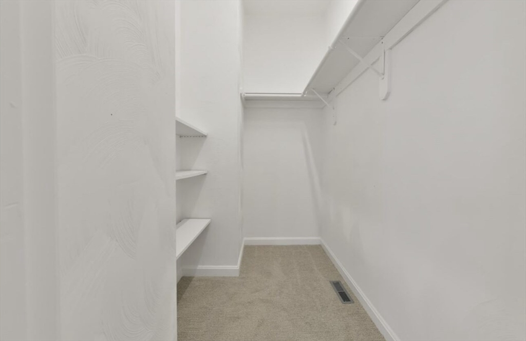 39 Middle St # 1
