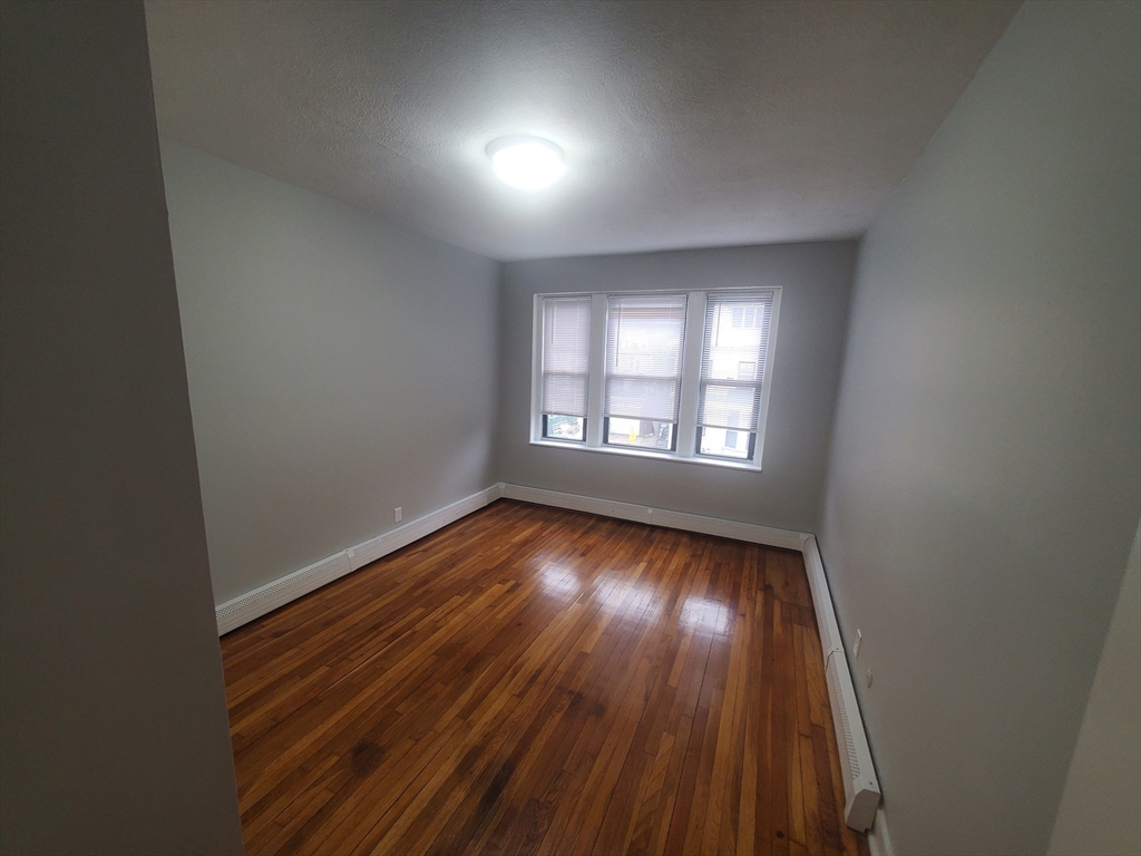 10 Abbotsford # 4, Boston Unit: 4