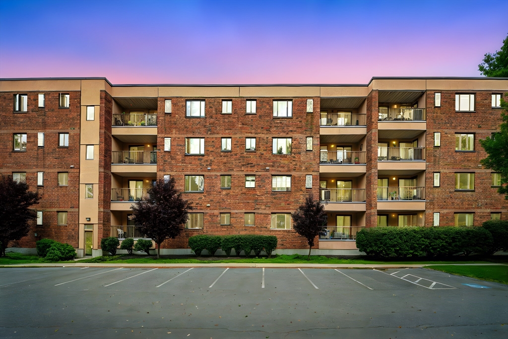 12 Ledgewood Way # 26