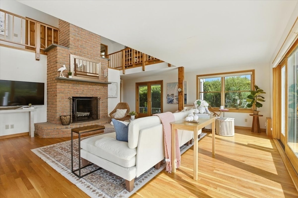 60 Smith Heights Way