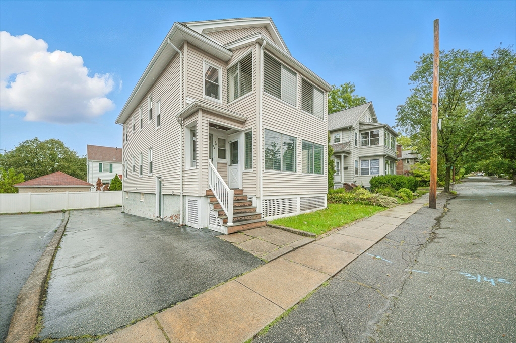 24-26 Benjamin Rd # 24