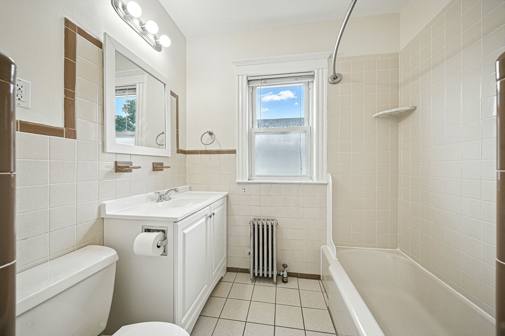 24-26 Benjamin Rd # 24
