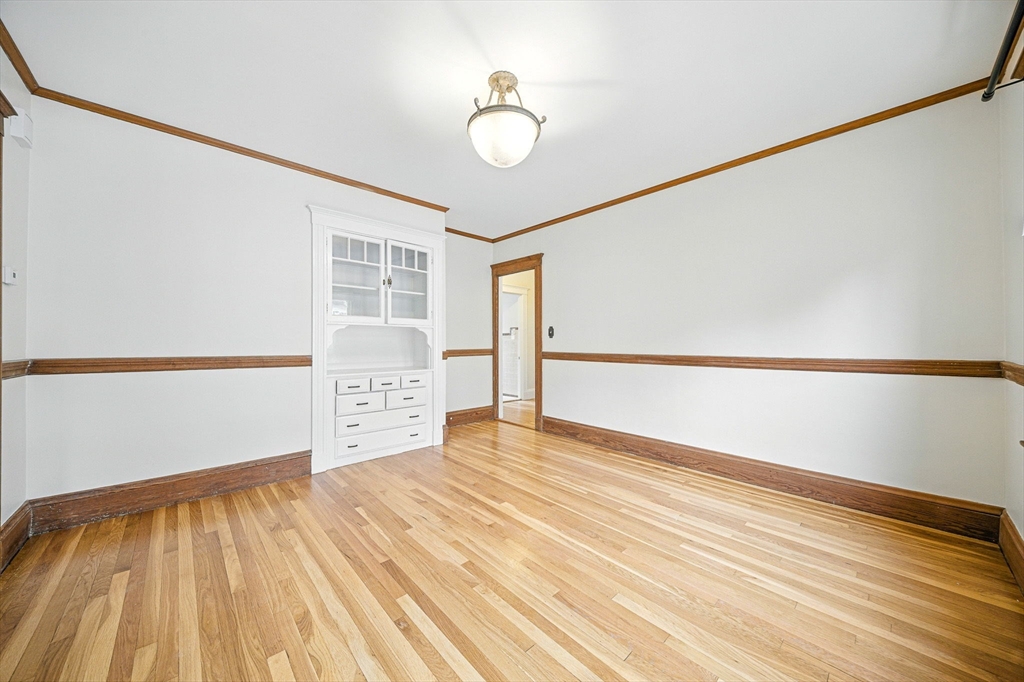 24-26 Benjamin Rd # 24