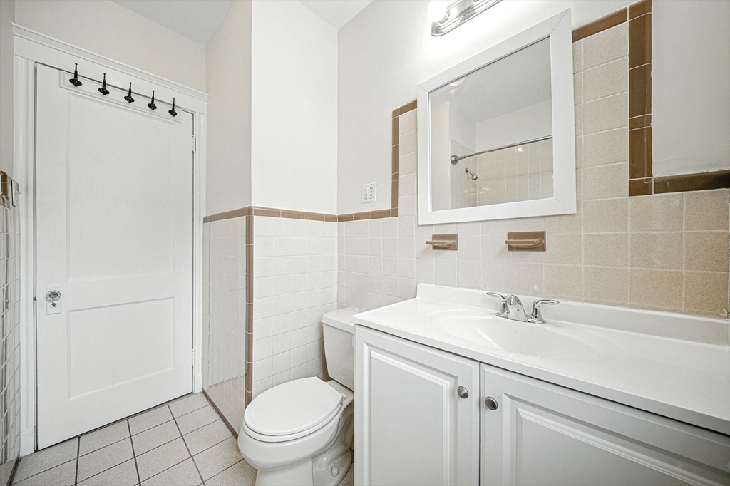 24-26 Benjamin Rd # 24
