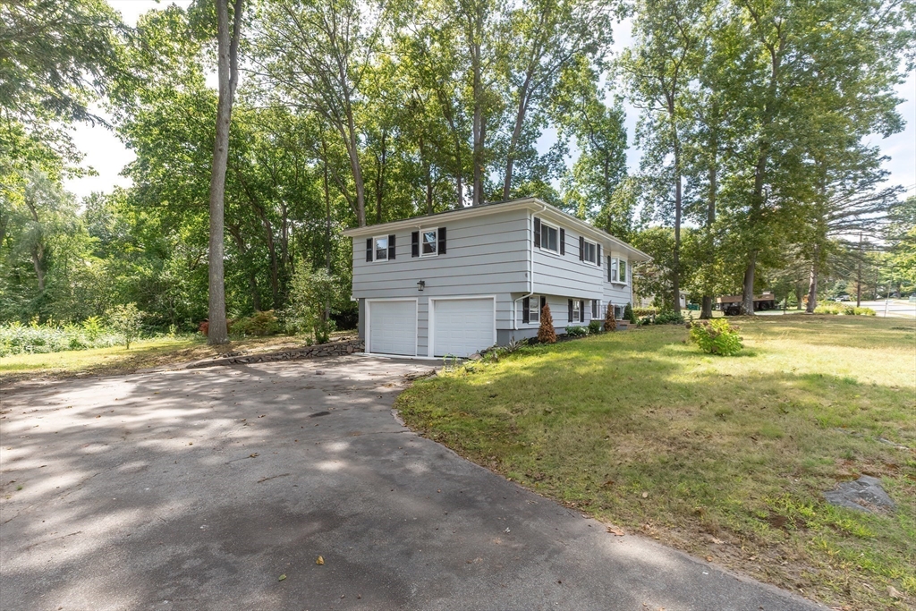 53 Hampden Dr