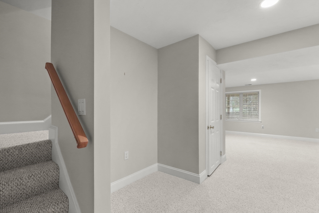 1 Hollyhock Knoll Ct # 1