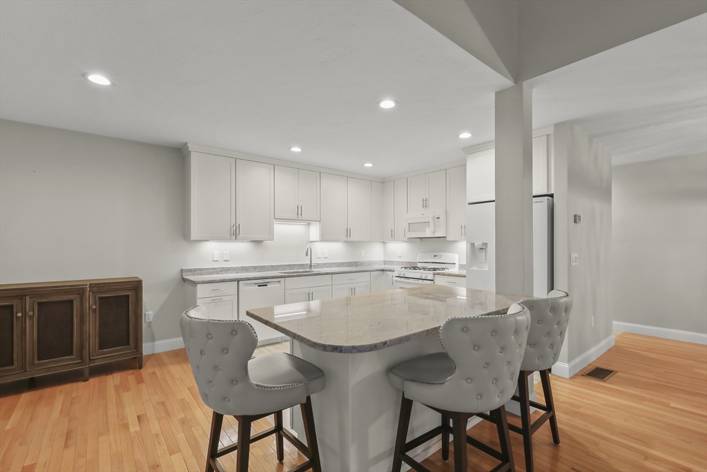 1 Hollyhock Knoll Ct # 1