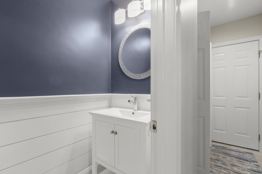 1 Hollyhock Knoll Ct # 1