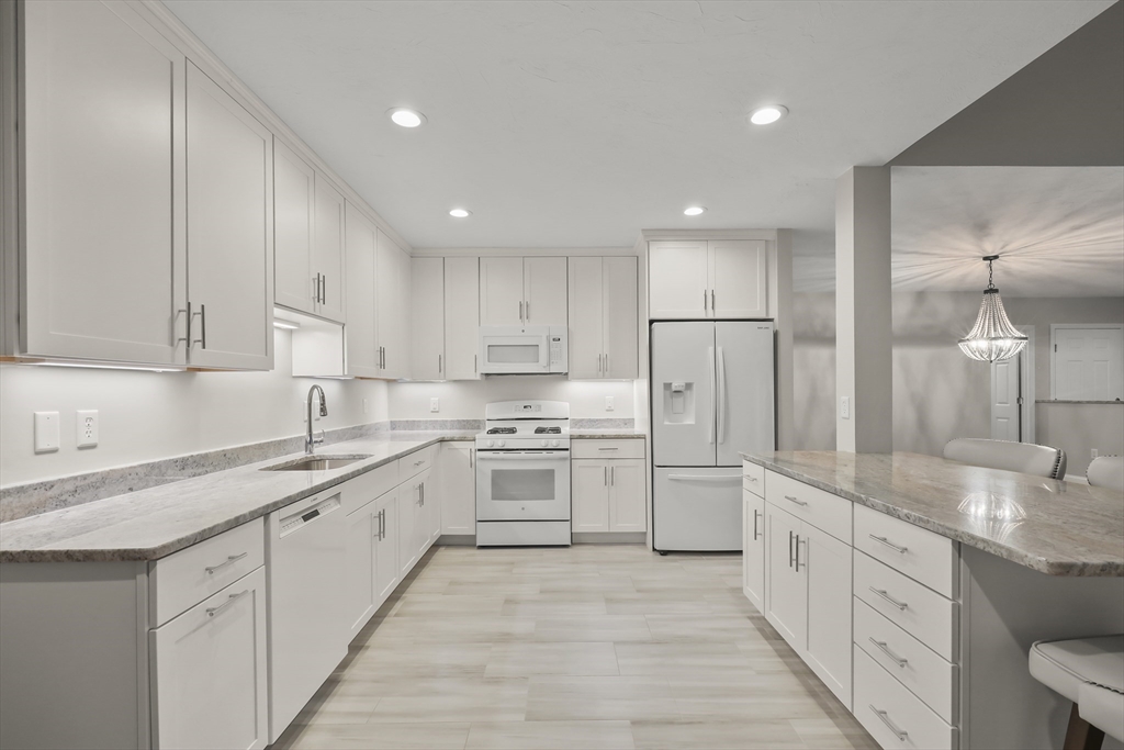 1 Hollyhock Knoll Ct # 1