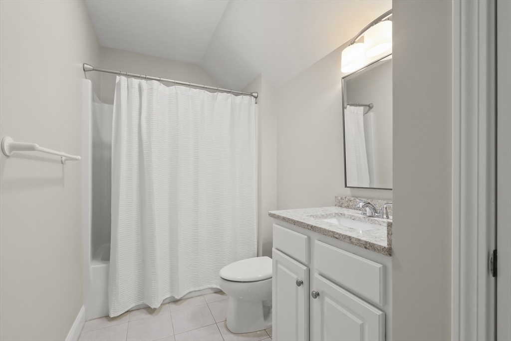 1 Hollyhock Knoll Ct # 1