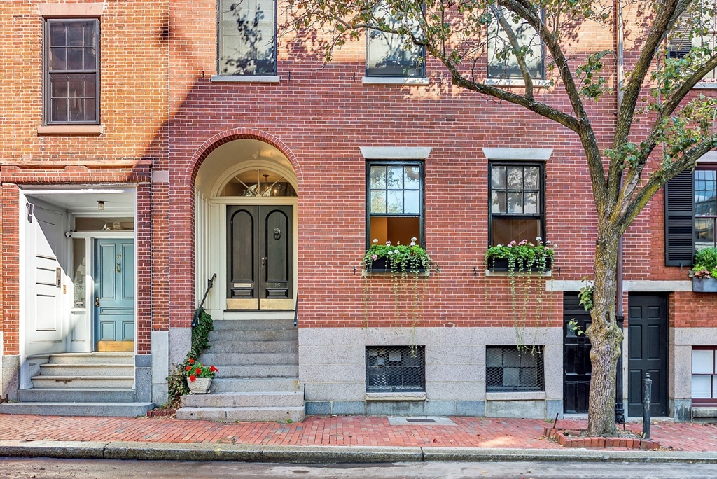 35 Mt Vernon Street # 1