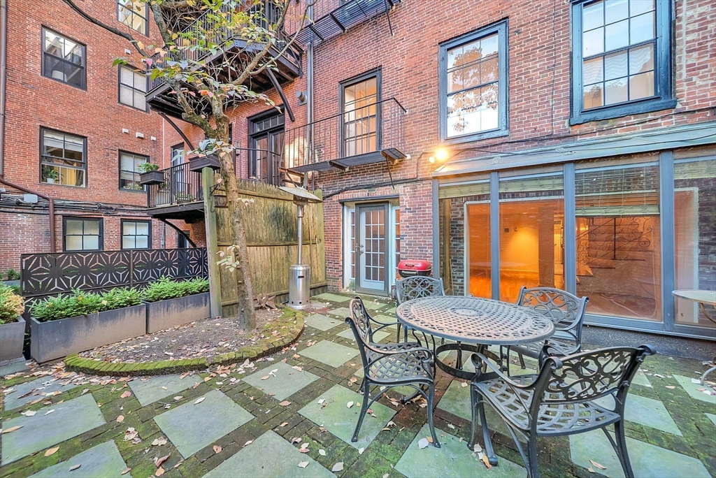 35 Mt Vernon Street # 1
