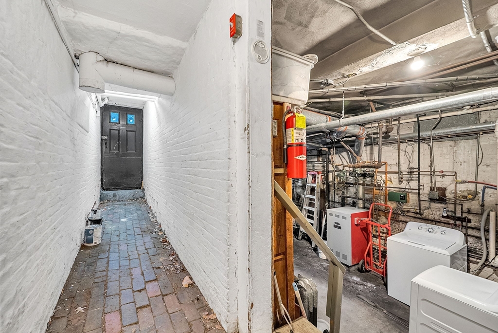35 Mt Vernon Street # 1