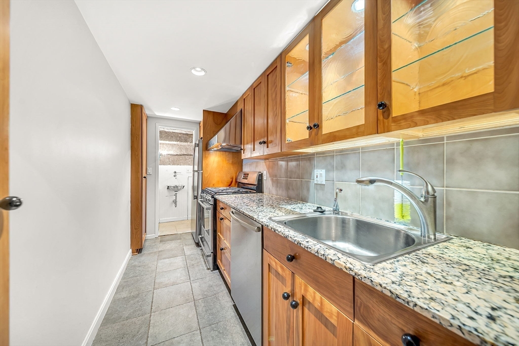 35 Mt Vernon Street # 1