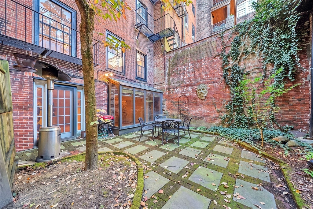 35 Mt Vernon Street # 1