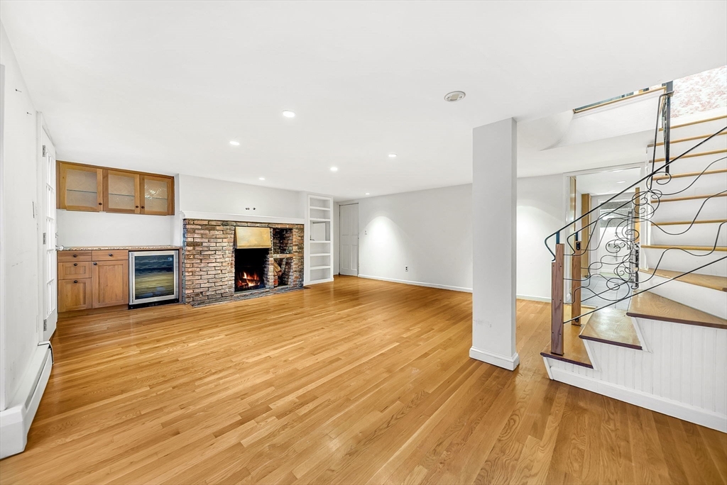 35 Mt Vernon Street # 1