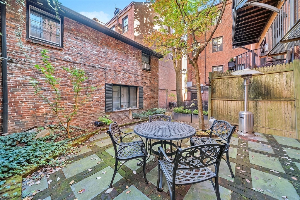 35 Mt Vernon Street # 1