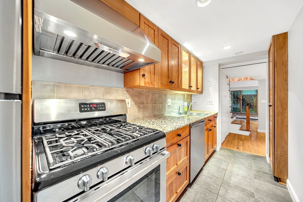 35 Mt Vernon Street # 1