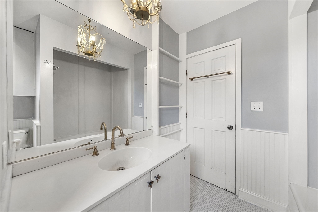 35 Mt Vernon Street # 1