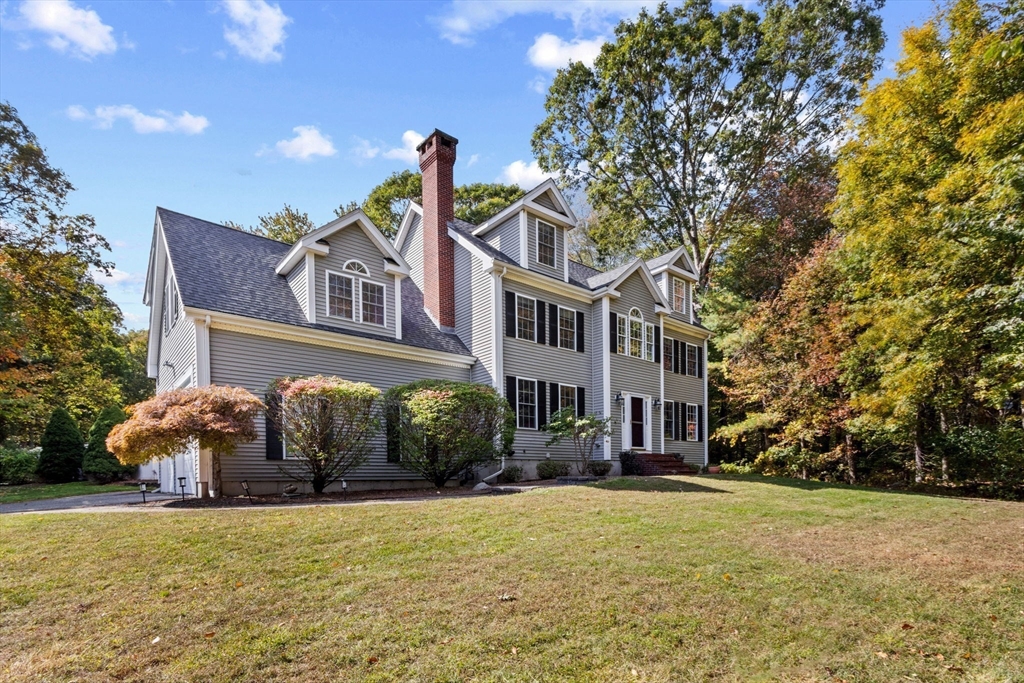 30 Broken Tree Rd