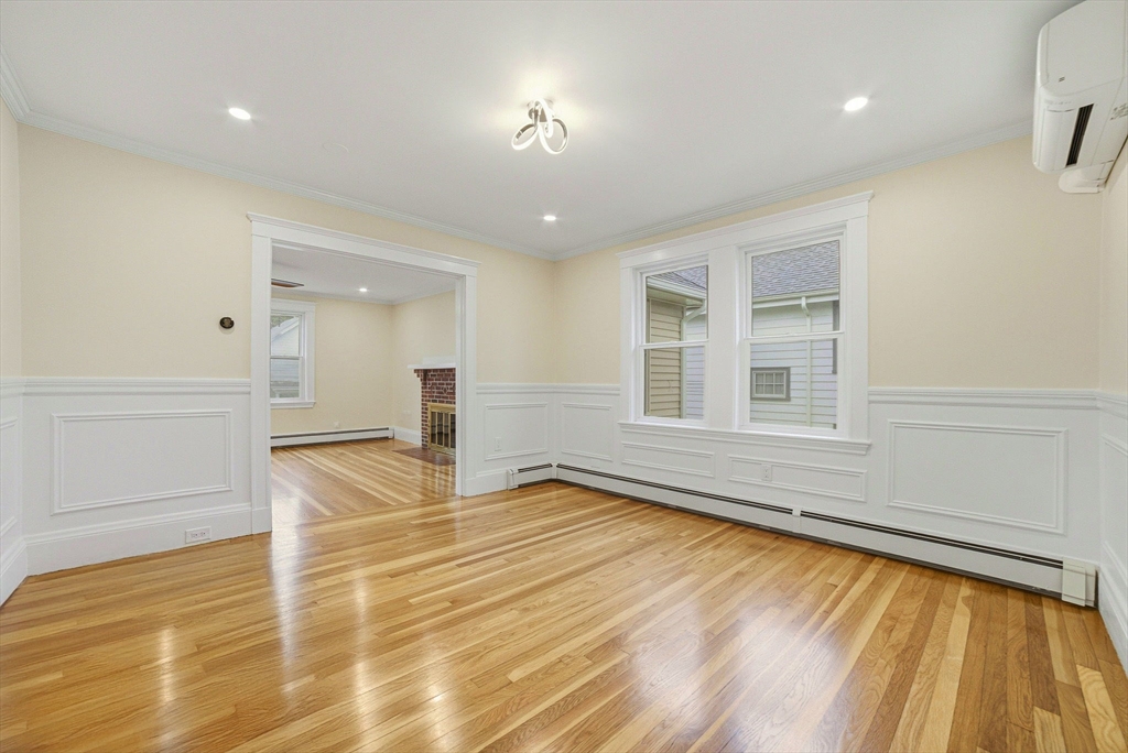 18-20 Holden Road # 20