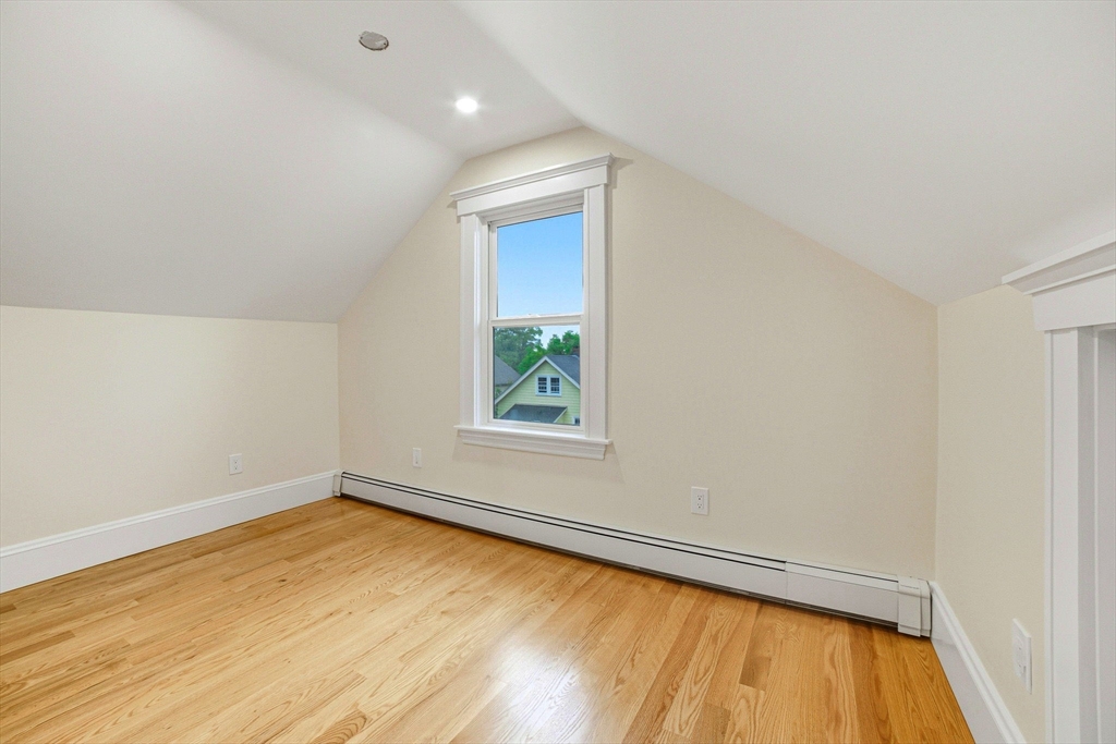 18-20 Holden Road # 20