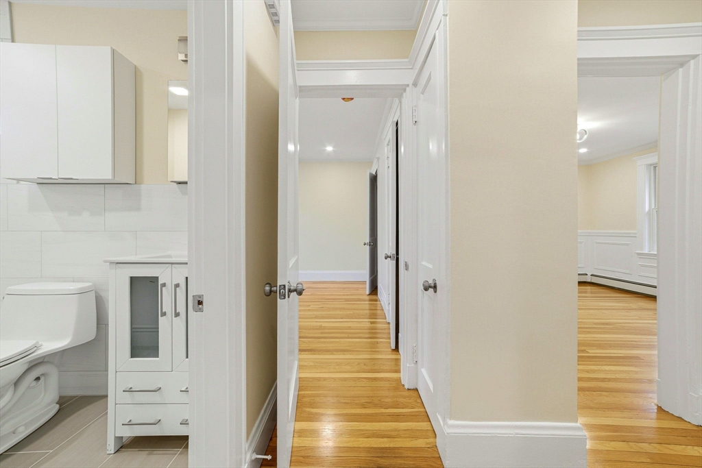 18-20 Holden Road # 20