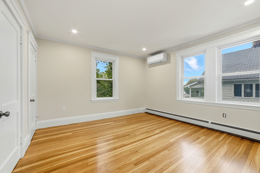 18-20 Holden Road # 20