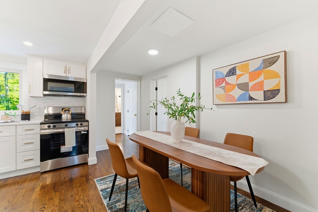 8 Colonial Rd.